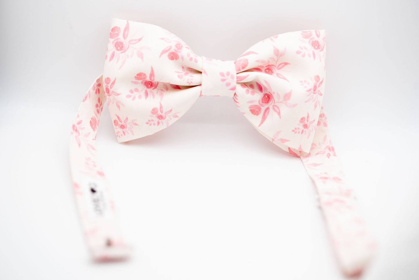 LOVEDOG Pink Peony - Wide Luxe Dog Collar