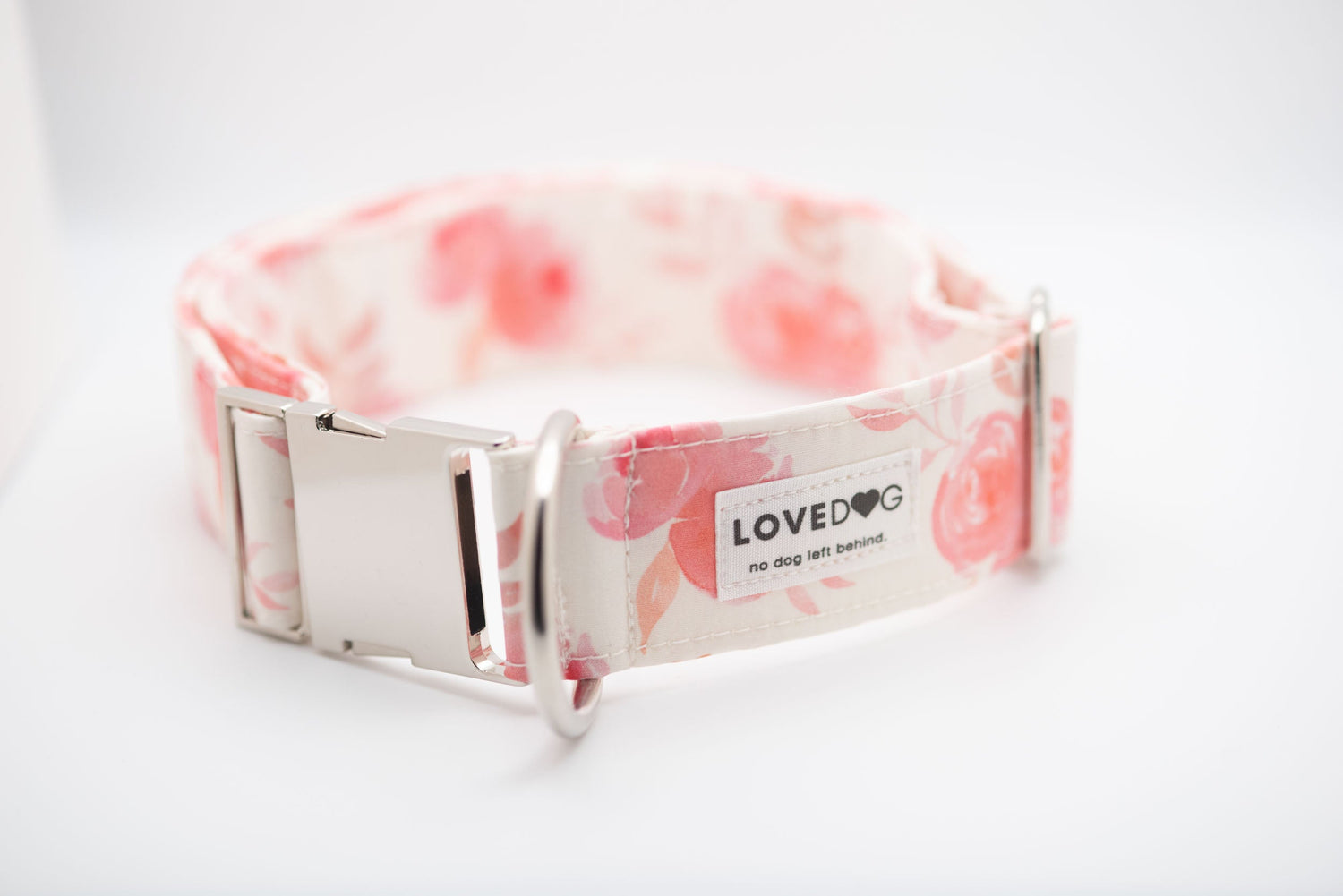 lose-up photo of The Eleanor dog collar — handcrafted by LOVEDOG USA