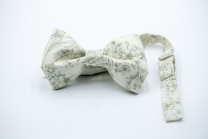 The Clara Boybow Snap-Collar