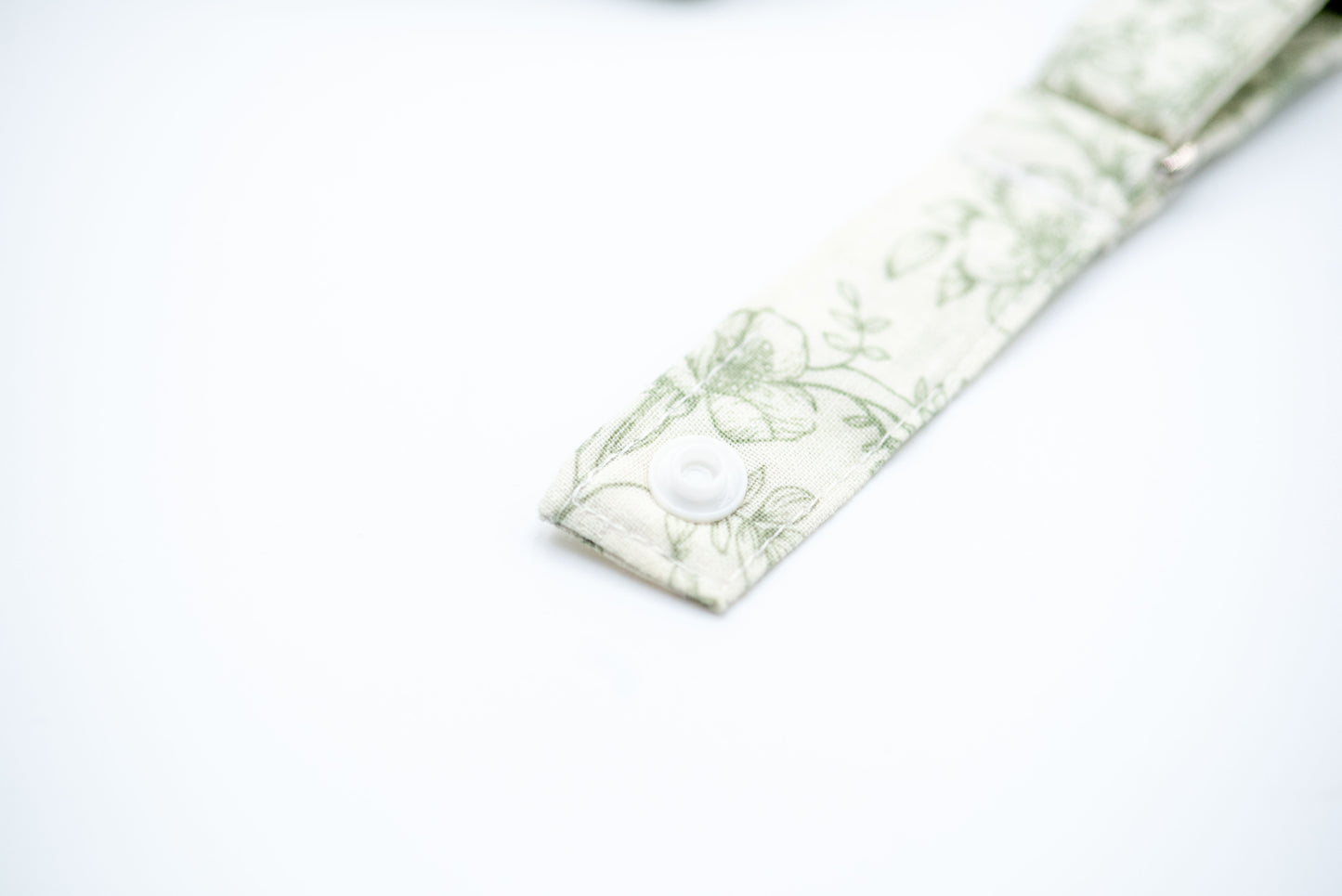 The Clara Boybow Snap-Collar